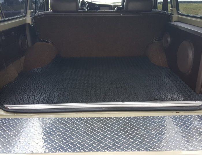 1989 Toyota Land Cruiser FJ62 For Sale Back Stereo Leather