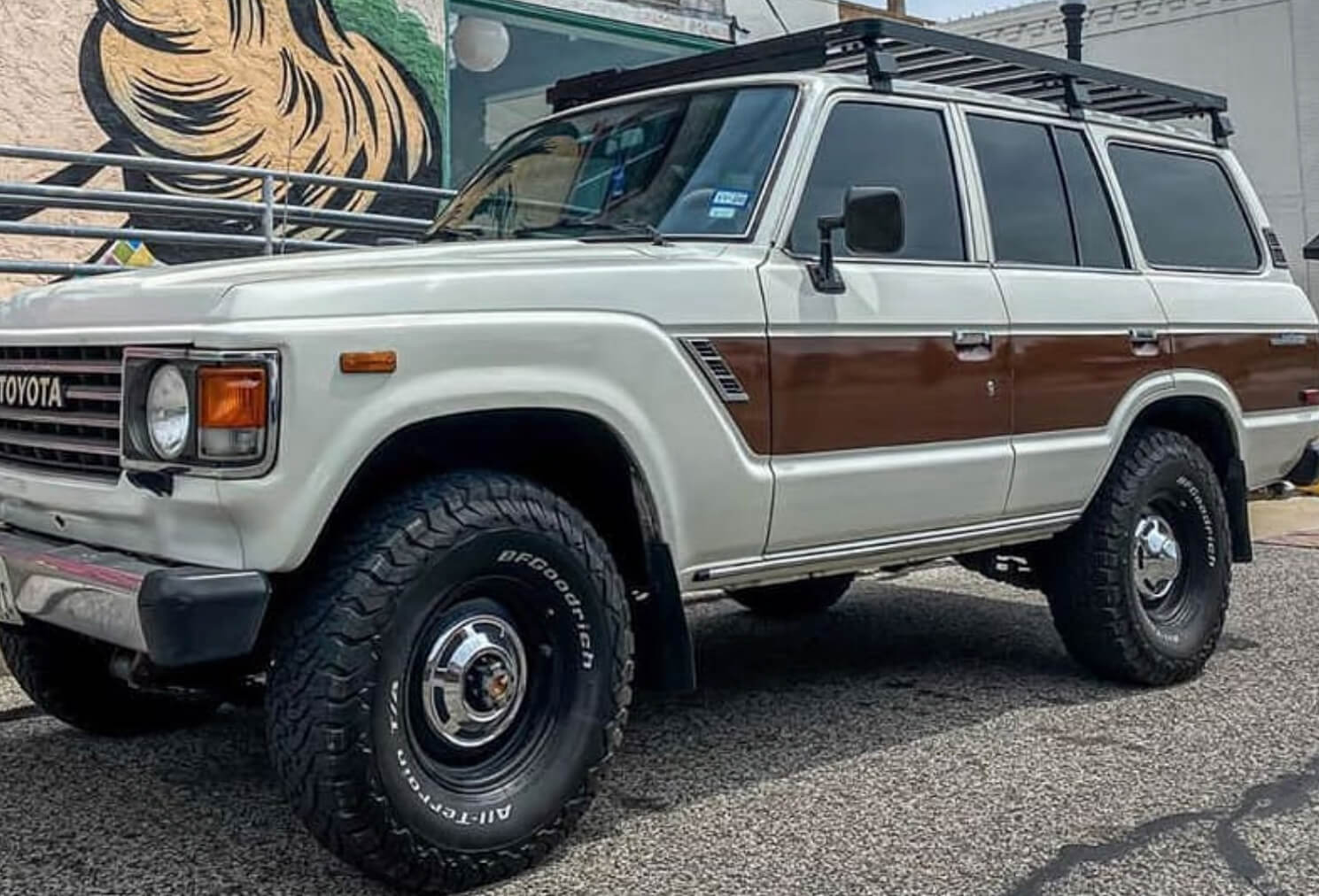 J80 Toyota Land Cruiser Restoration Pros (From 1960 to 1984)