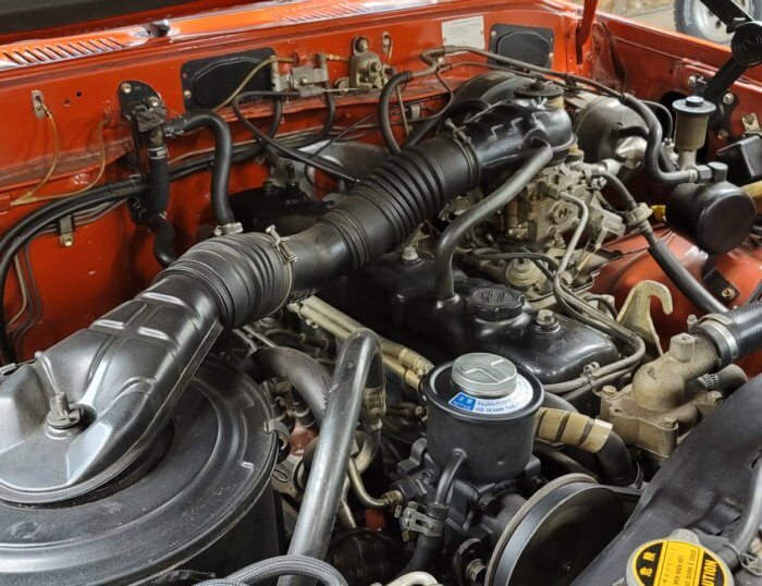 1986 Toyota Land Cruiser for sale engine view side