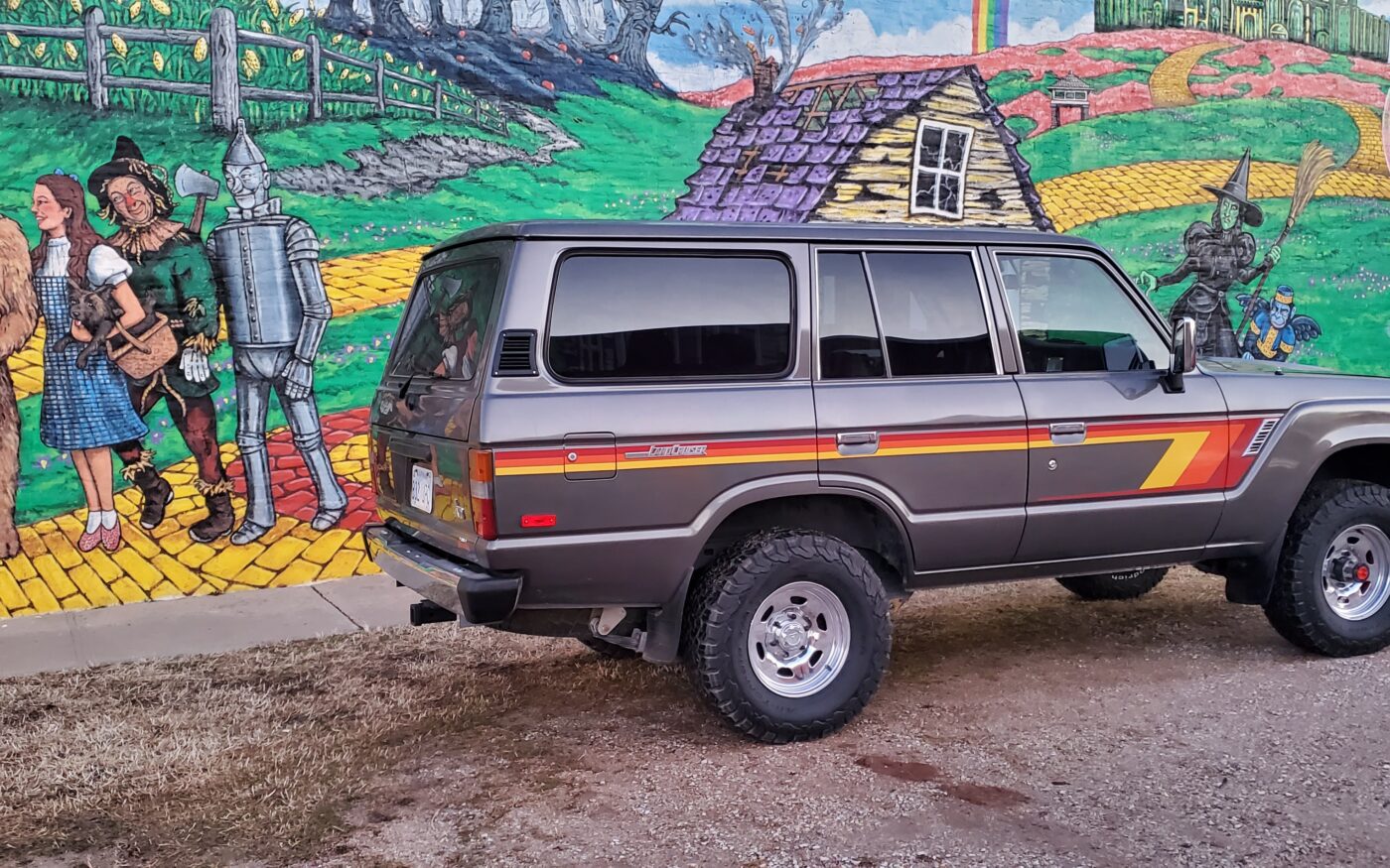 Restomod Toyota Land Cruiser
