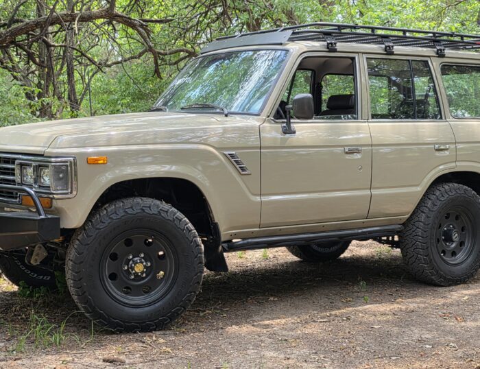 1988-fj62-land-cruiser-v8-restomod-for-sale.jpg