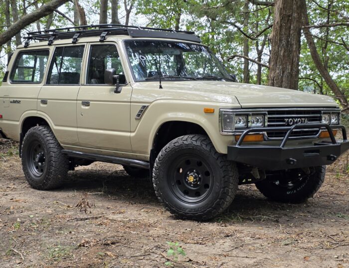 1988-toyota-land-cruiser-fj62-desert-tan.jpg